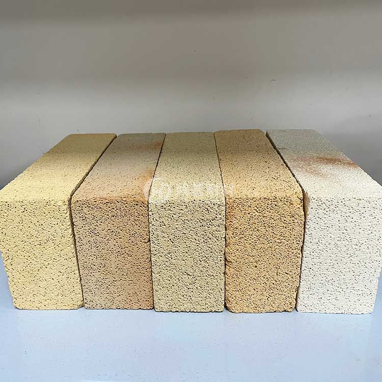 高鋁聚輕磚(體密1.0)